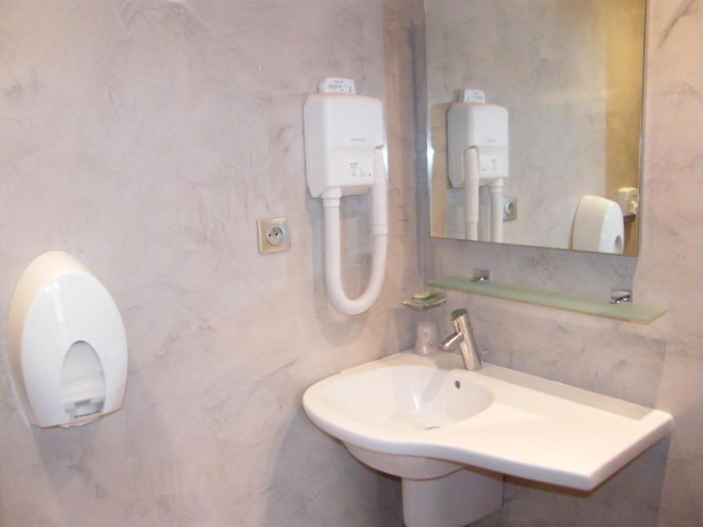 Cit'Hotel Saint-Pierre Вир Экстерьер фото